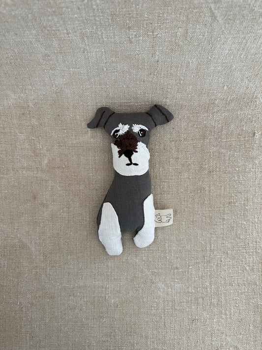 Peluche Schnauzer hecho a mano